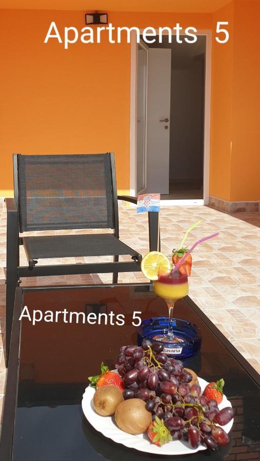 Leoalemar Appartement Novi Vinodolski Buitenkant foto
